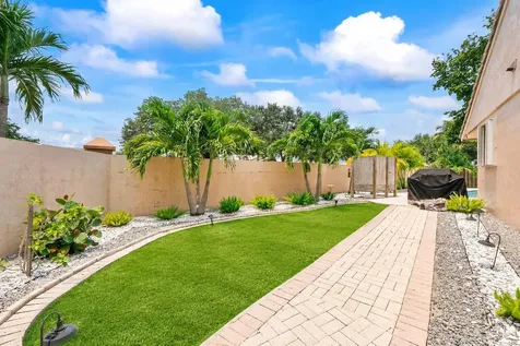 15681 Dover Court Davie FL 33331