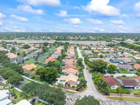 15681 Dover Court Davie FL 33331