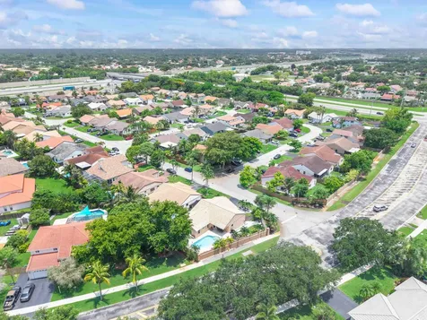 15681 Dover Court Davie FL 33331