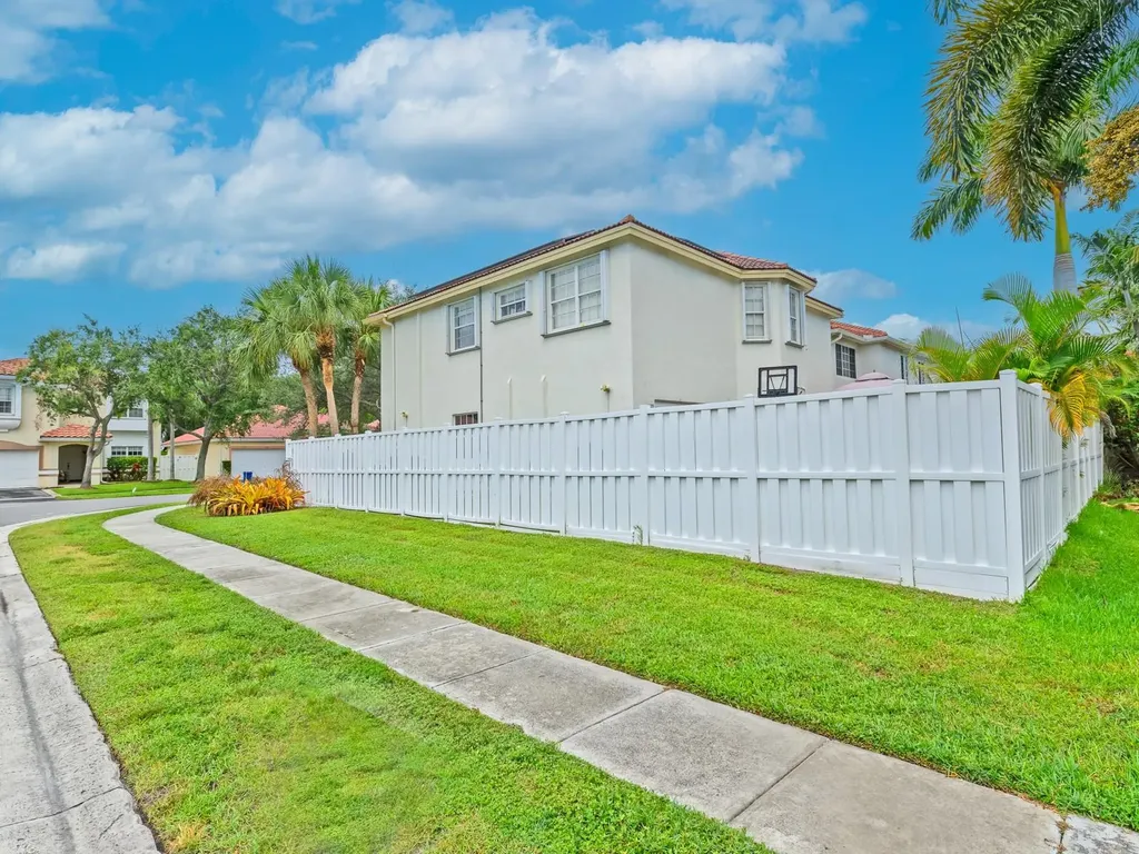 101 Gables Boulevard Weston FL 33326