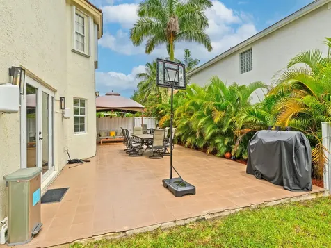 101 Gables Boulevard Weston FL 33326