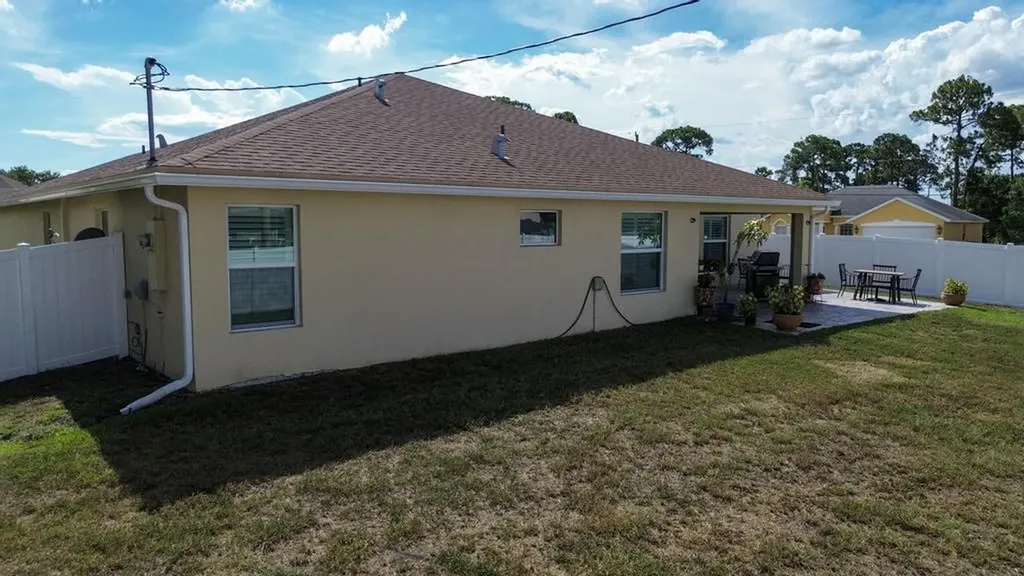 4201 SW Mcclellen Street Port St Lucie FL 34953