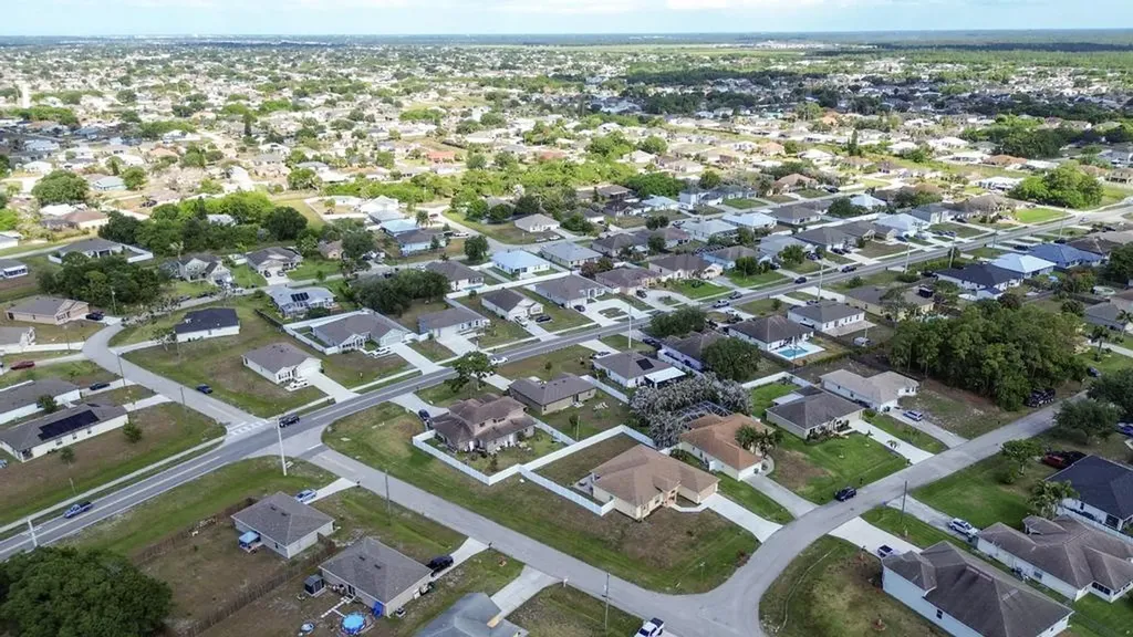 4201 SW Mcclellen Street Port St Lucie FL 34953