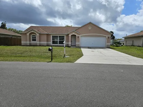 570 Ontario Street NW Palm Bay FL 32907