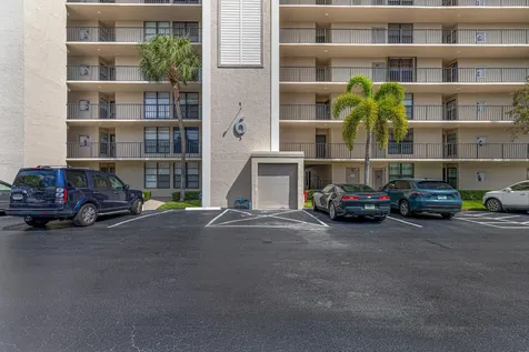 6 Royal Palm Way Boca Raton FL 33432