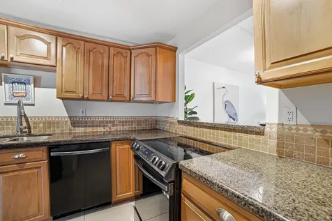 6 Royal Palm Way Boca Raton FL 33432