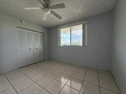 6005 Del Lago Circle Sunrise FL 33313