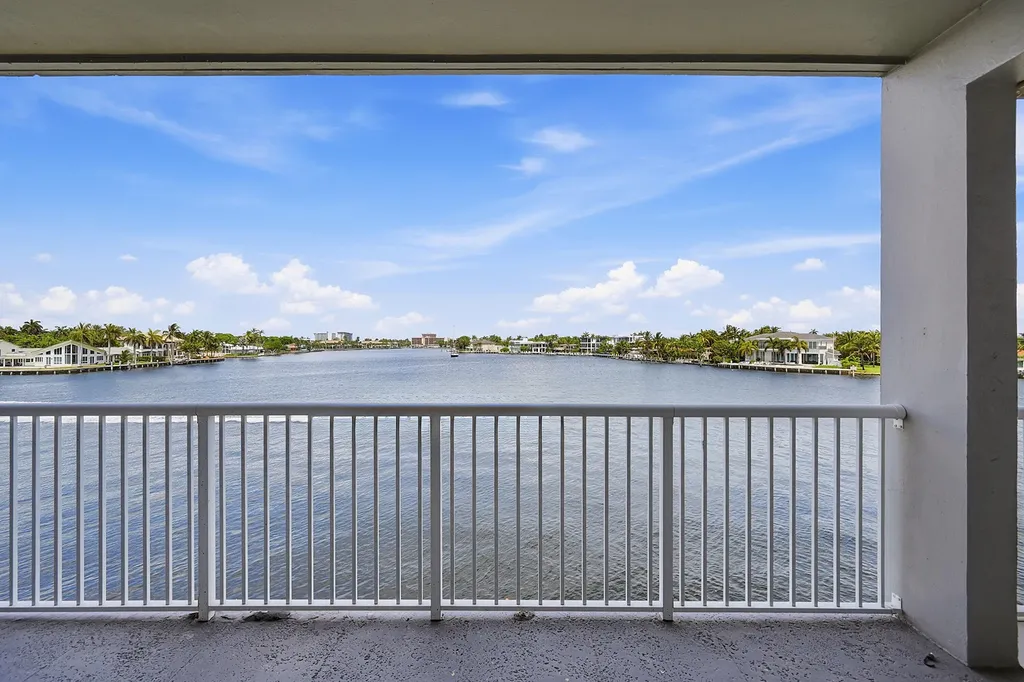 1201 S Riverside Drive Pompano Beach FL 33062