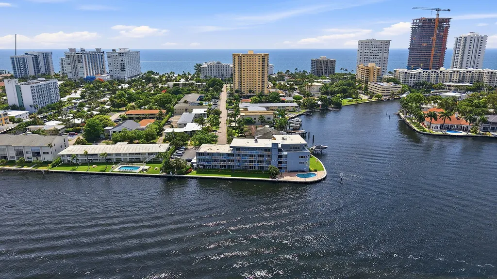 1201 S Riverside Drive Pompano Beach FL 33062