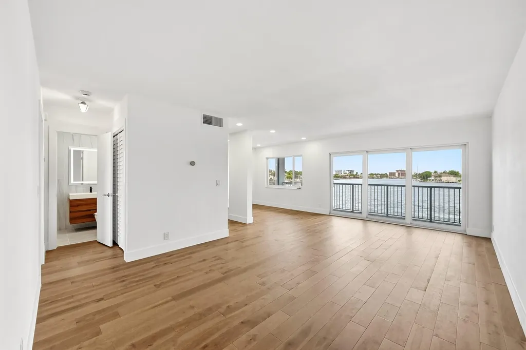 1201 S Riverside Drive Pompano Beach FL 33062