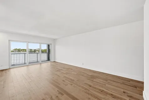 1201 S Riverside Drive Pompano Beach FL 33062