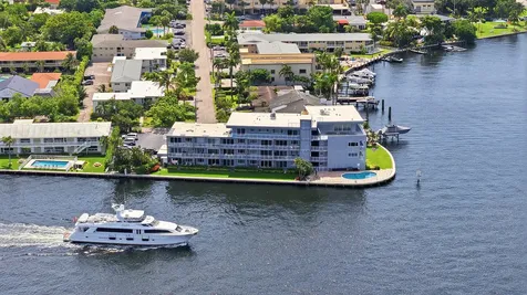 1201 S Riverside Drive Pompano Beach FL 33062