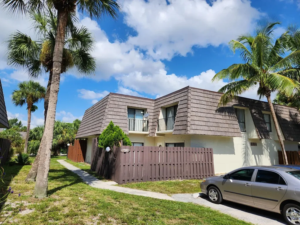 1749 N Congress Avenue West Palm Beach FL 33401