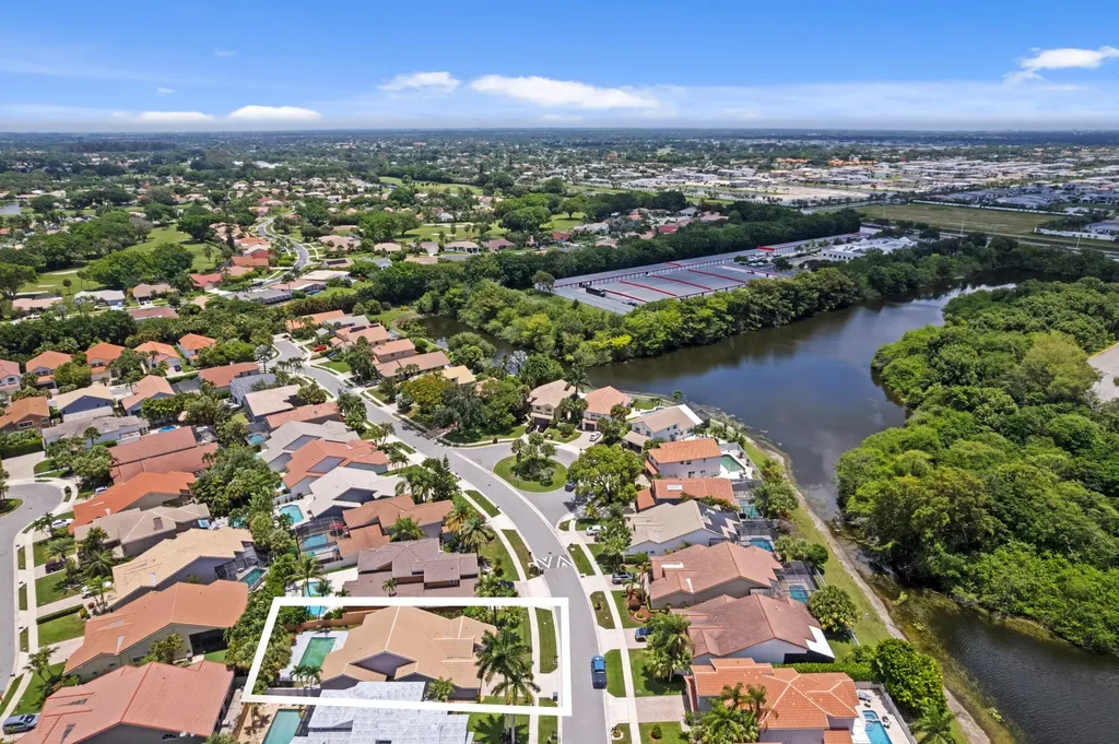10333 Buena Ventura Drive Boca Raton FL 33498