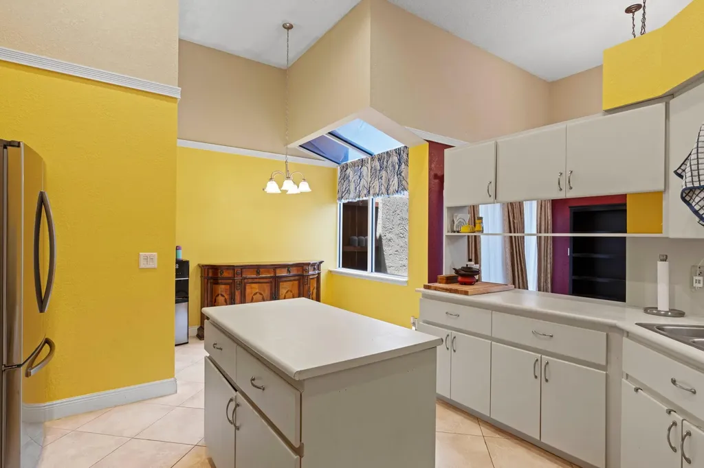 10333 Buena Ventura Drive Boca Raton FL 33498
