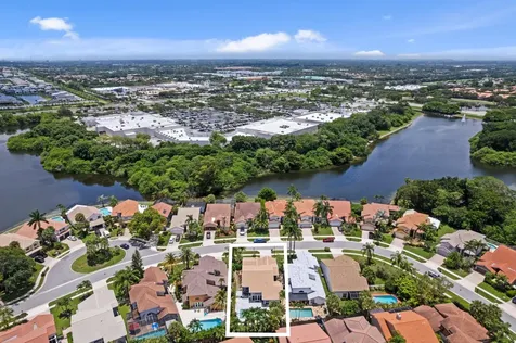 10333 Buena Ventura Drive Boca Raton FL 33498