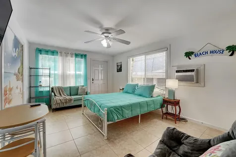 14 South Lane Boynton Beach FL 33435