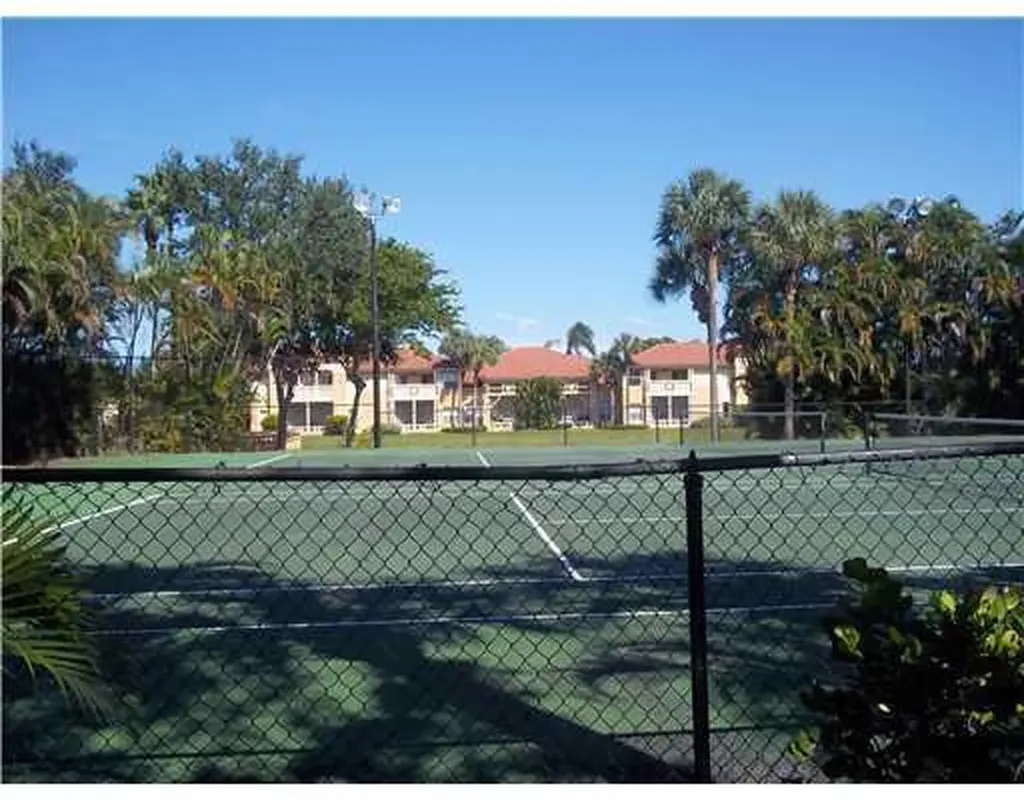 4847 Via Palm Lakes West Palm Beach FL 33417