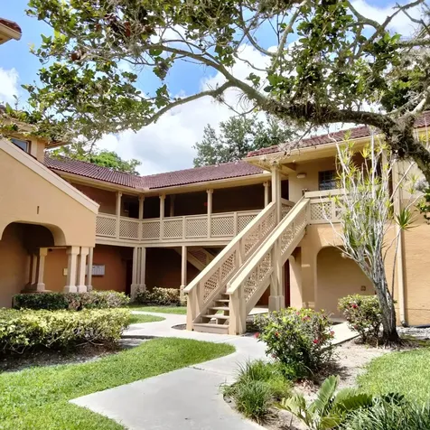 4847 Via Palm Lakes West Palm Beach FL 33417