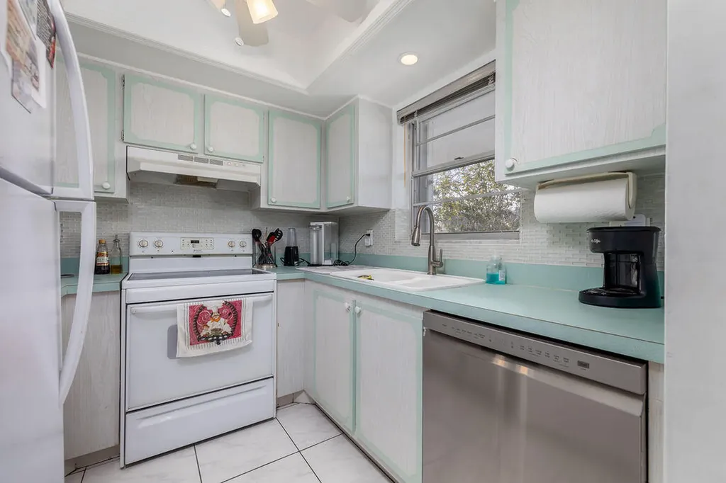 2929 SE Ocean Boulevard Stuart FL 34996