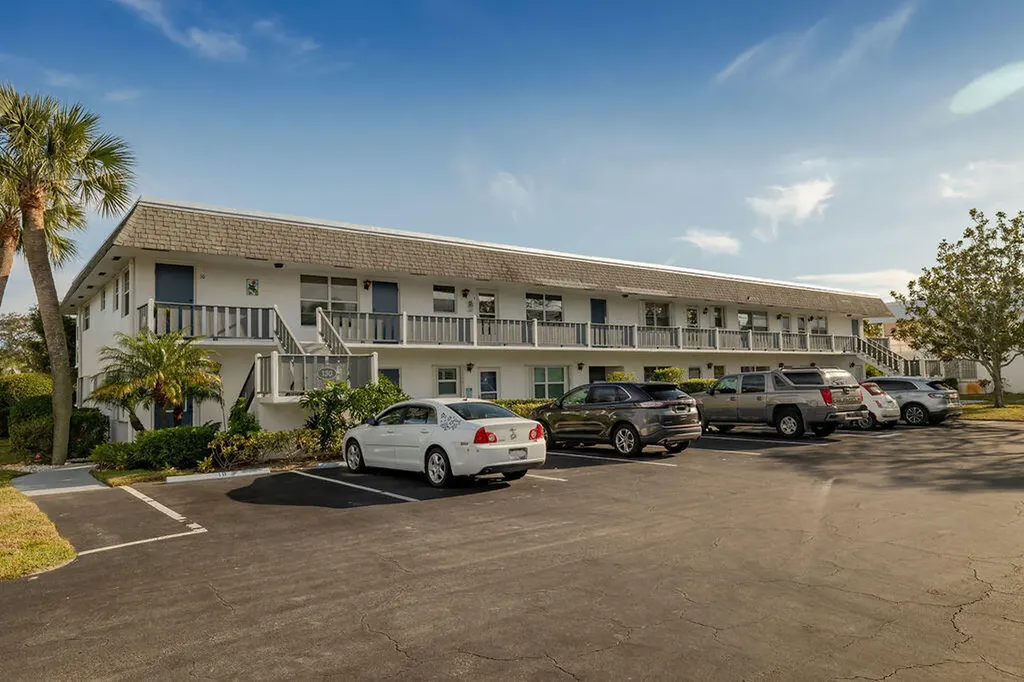 2929 SE Ocean Boulevard Stuart FL 34996
