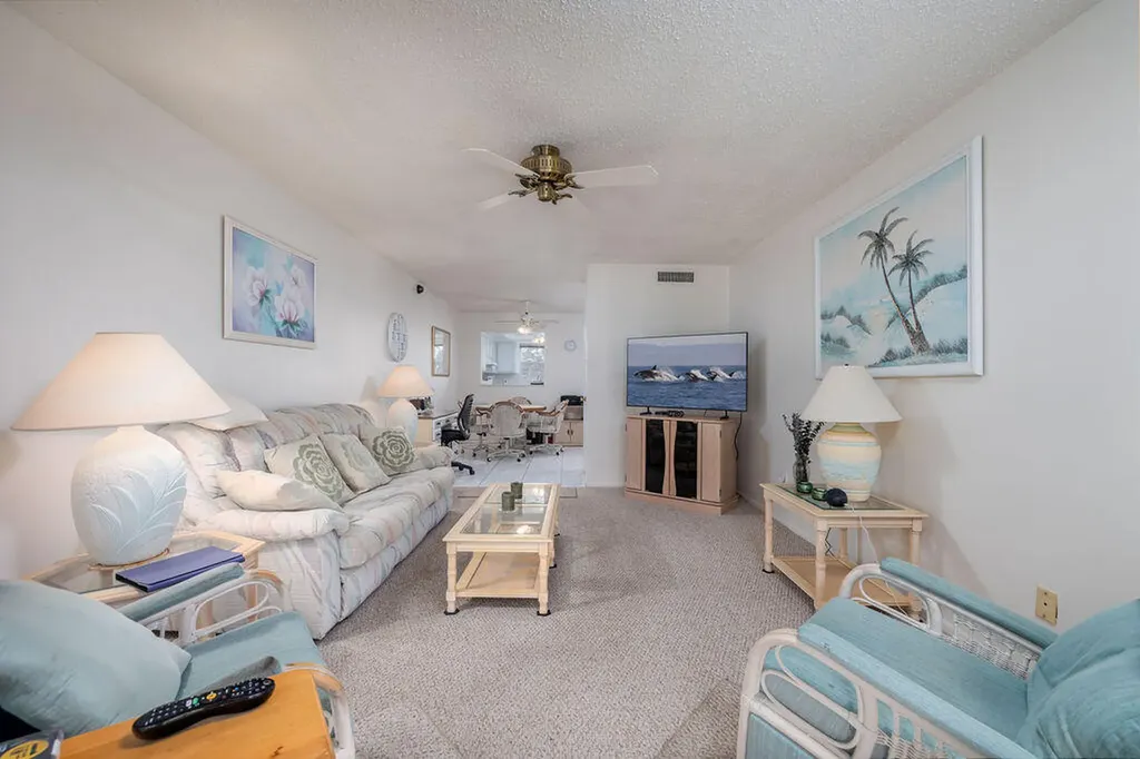 2929 SE Ocean Boulevard Stuart FL 34996