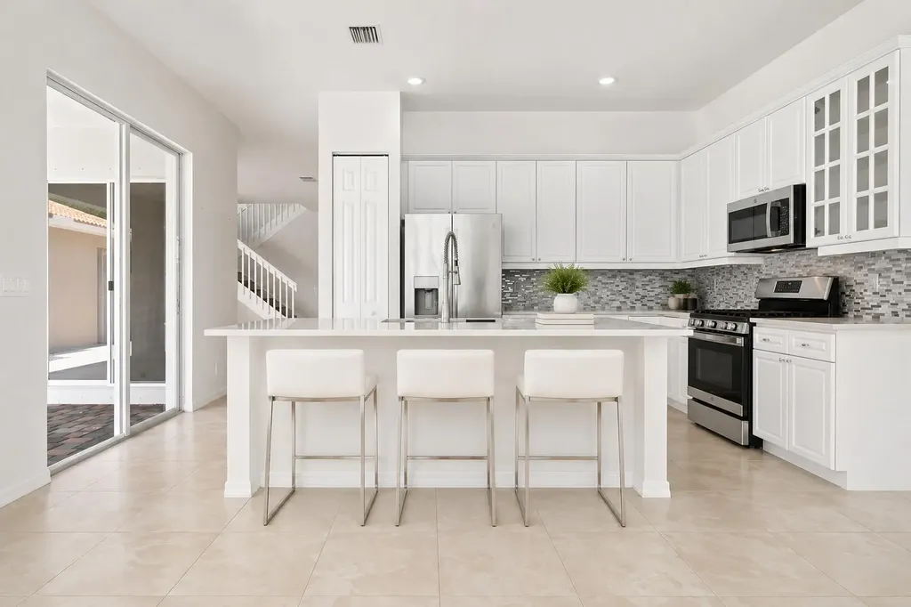 207 Isle Verde Way Palm Beach Gardens FL 33418