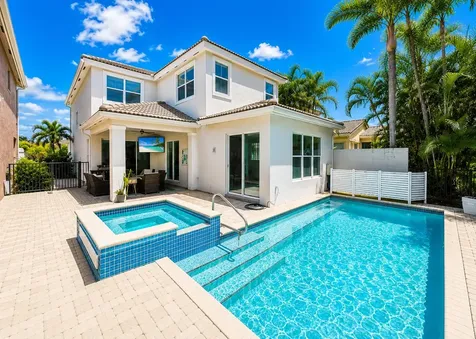 207 Isle Verde Way Palm Beach Gardens FL 33418
