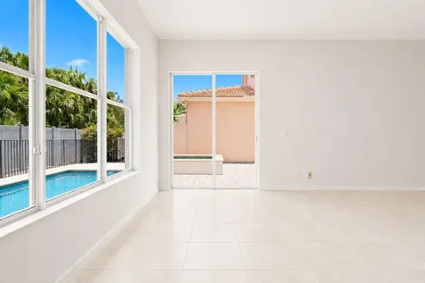 207 Isle Verde Way Palm Beach Gardens FL 33418