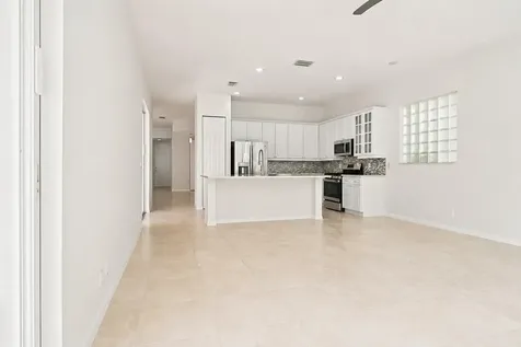 207 Isle Verde Way Palm Beach Gardens FL 33418