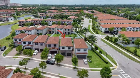 4009 Sequoia Place Riviera Beach FL 33410