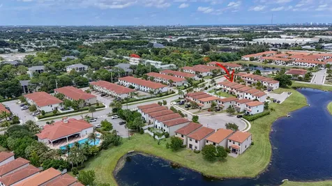 4009 Sequoia Place Riviera Beach FL 33410