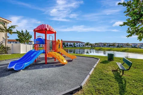 4009 Sequoia Place Riviera Beach FL 33410