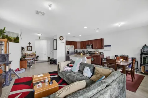 4009 Sequoia Place Riviera Beach FL 33410
