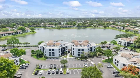 212 Lake Pointe Drive Oakland Park FL 33309