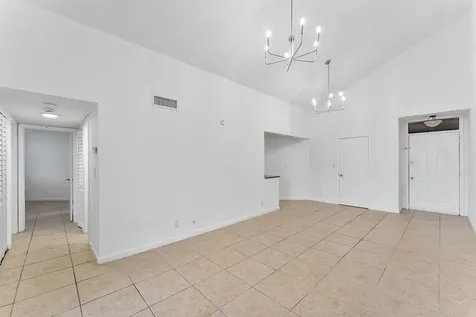 212 Lake Pointe Drive Oakland Park FL 33309