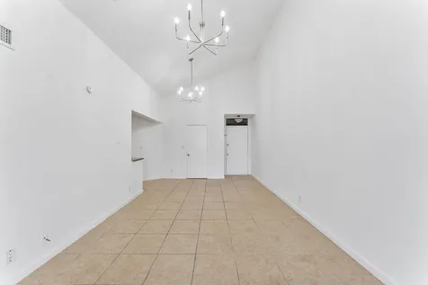 212 Lake Pointe Drive Oakland Park FL 33309