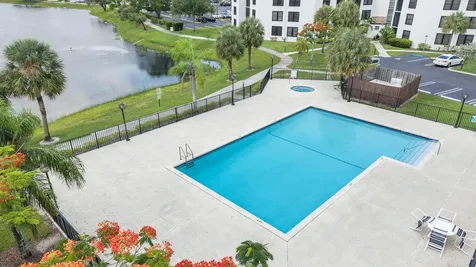 212 Lake Pointe Drive Oakland Park FL 33309