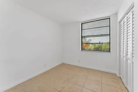 212 Lake Pointe Drive Oakland Park FL 33309
