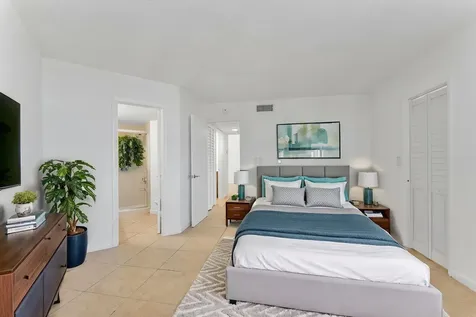 212 Lake Pointe Drive Oakland Park FL 33309