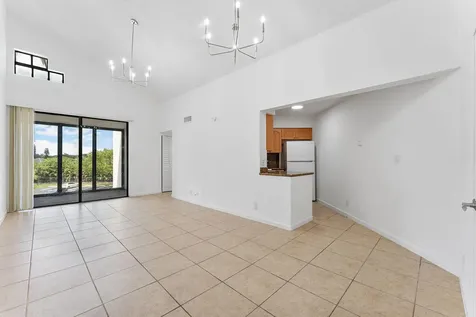 212 Lake Pointe Drive Oakland Park FL 33309