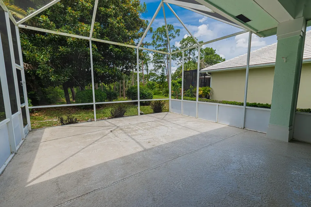 414 SW Fairway Landing Port St Lucie FL 34986