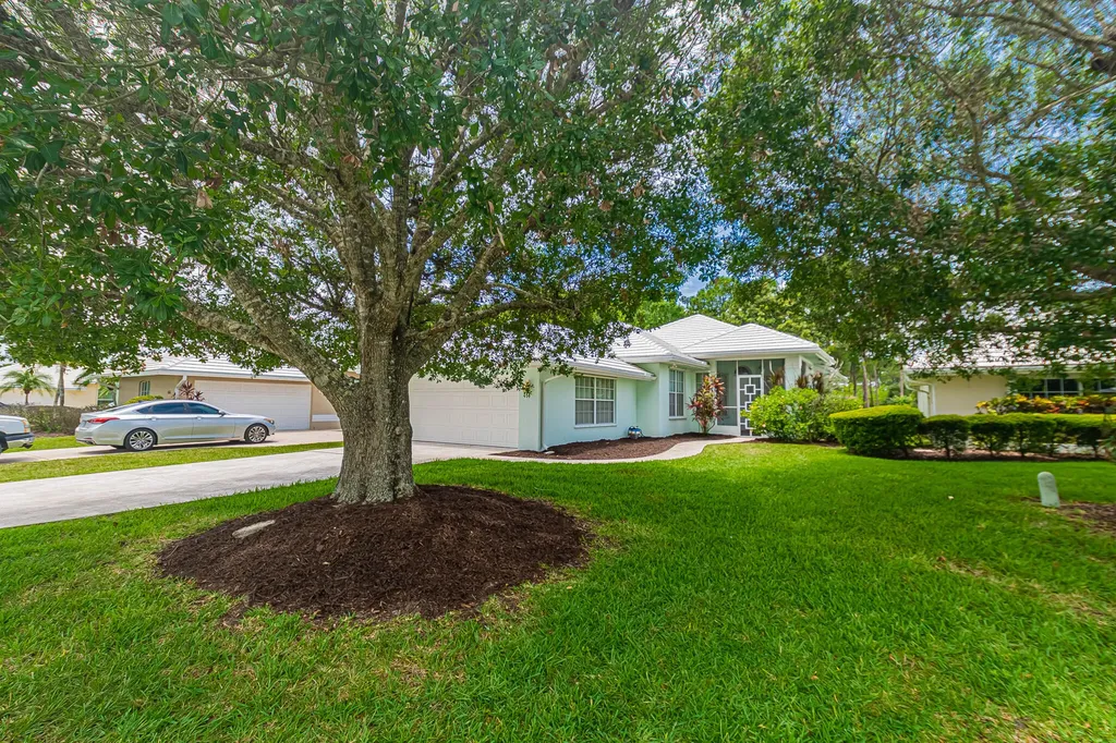 414 SW Fairway Landing Port St Lucie FL 34986