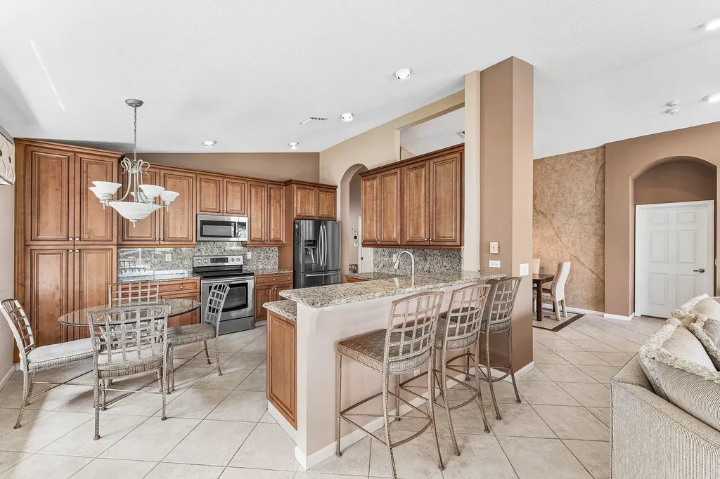 7385 Haviland Circle Boynton Beach FL 33437