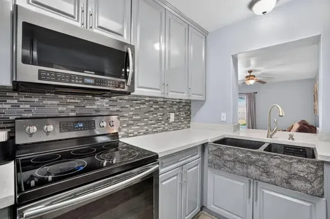 641 NW 43rd Avenue Coconut Creek FL 33066