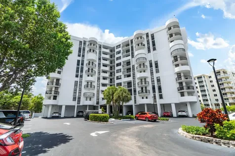 1361 S Ocean Boulevard Pompano Beach FL 33062