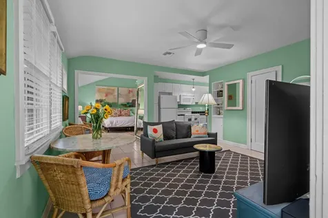 1609 NE 2nd Court Fort Lauderdale FL 33301