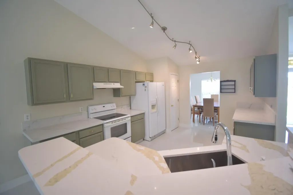 2198 SW Cameo Boulevard Port St Lucie FL 34953