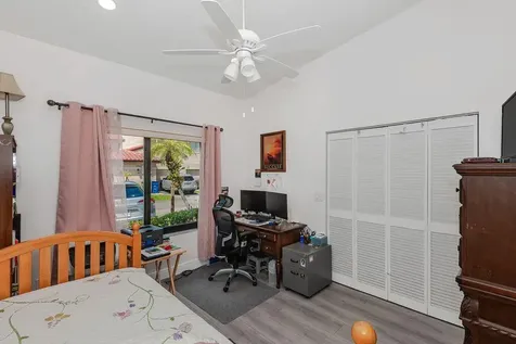 3459 Inverrary W Lauderhill FL 33319