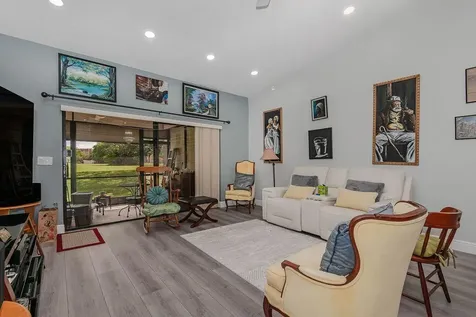 3459 Inverrary W Lauderhill FL 33319